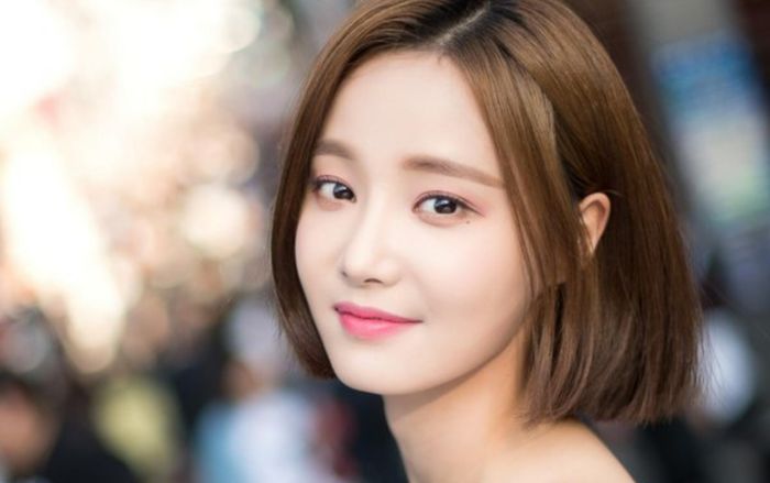 Hậu rời MOMOLAND, Yeonwoo từ giã sự nghiệp ca hát, quyết tâm lấn sân sang con đường mới