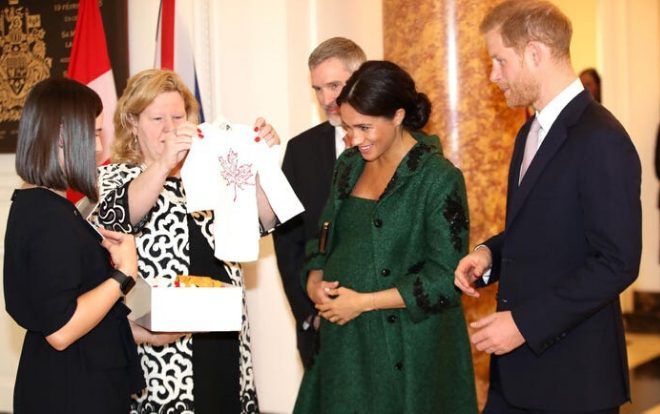 Hoàng tử Harry và Meghan Markle sẽ phá vỡ 6 truyền thống hoàng gia với quyết định đón giáng sinh ở Mỹ