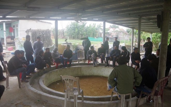Tạm giữ hình sự 10 đối tượng đánh bạc bằng hình thức đá gà ở Quảng Bình, thu giữ hơn 82 triệu đồng tiền mặt