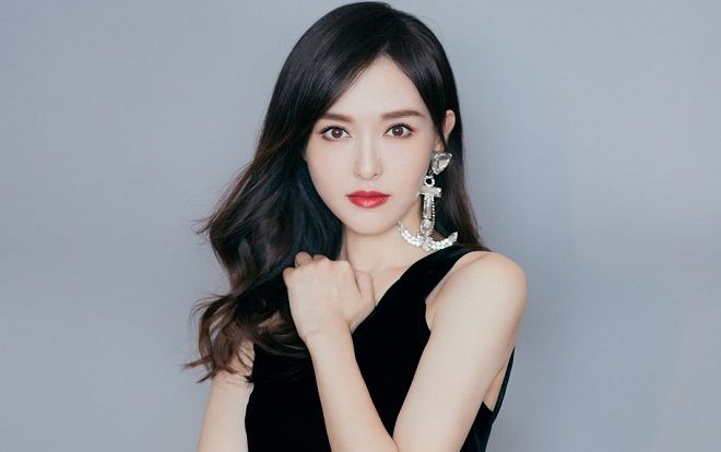 Vì mang thai, Đường Yên mang theo 50 nhân viên đến trường quay bộ phim 'Yến Vân đài'?