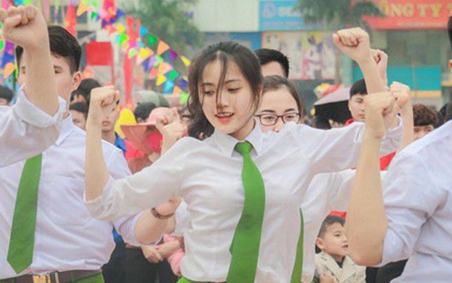 Những nữ sinh 'tài sắc vẹn toàn' của Học viện Cảnh sát Nhân dân
