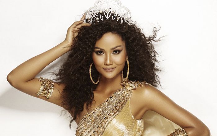 Kênh YouTube của Hoa hậu H’Hen Niê vừa được bật kiếm tiền, số tiền kiếm được không hề nhỏ