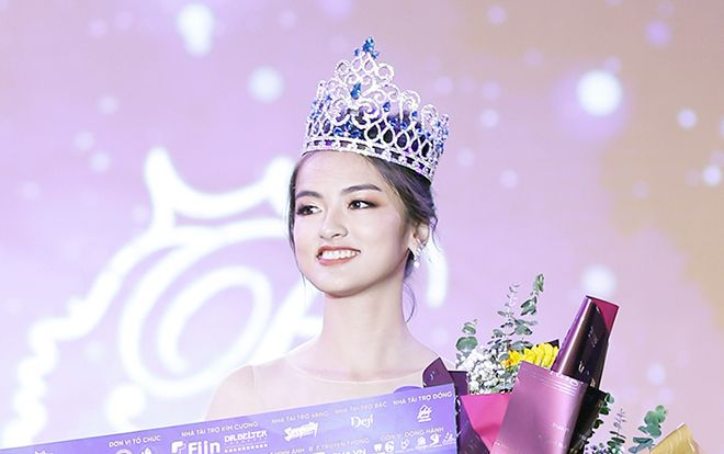 Ngắm nhìn nhan sắc xinh đẹp của Tân hoa khôi ĐH Ngoại thương Hà Nội