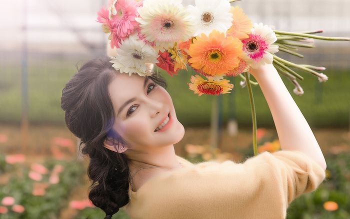 Lý Nhã Kỳ khoe ảnh rạng rỡ ở Đà Lạt, chia sẻ bí kíp giữ nhan sắc trẻ trung khiến nhiều người ngưỡng mộ