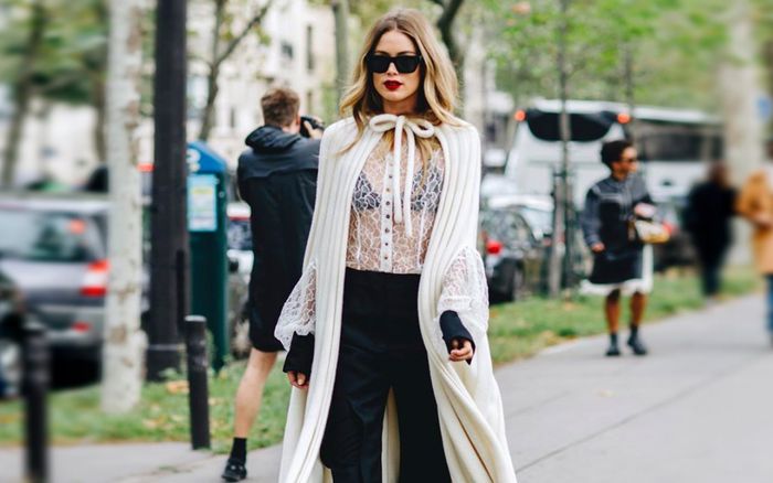 Muốn đốn tim nàng dịp Giáng sinh, cứ váy áo như thế này mà tặng!