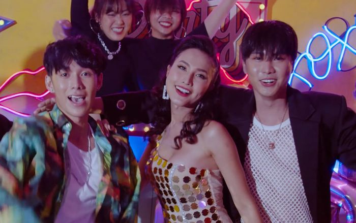 Cư dân mạng xôn xao: Lại thêm 1 sự thay đổi từ 'Hoa hậu chuyển giới' The Voice - Hoài Sa