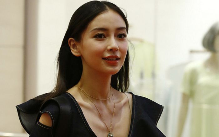 Loạt mỹ nhân Hoa ngữ khiến fan hốt hoảng trước thân hình gầy guộc nhìn như đổ bệnh tới nơi