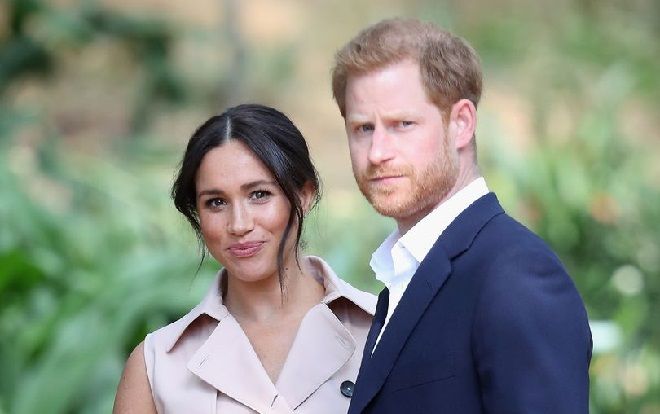 Lý do bạn bè Meghan và Harry không muốn mời cặp đôi đến nhà chơi