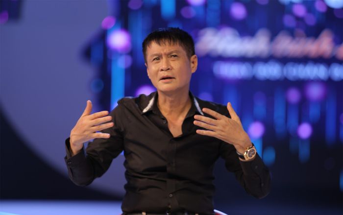 Lê Hoàng tự nhận mình đẹp trai, nhưng vẫn mong muốn 'đập mặt đi làm lại'