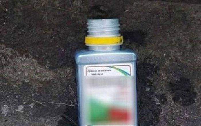 Nghi ngờ vợ ngoại tình, chồng ép vợ uống thuốc diệt cỏ 3 lần sau khi ân ái