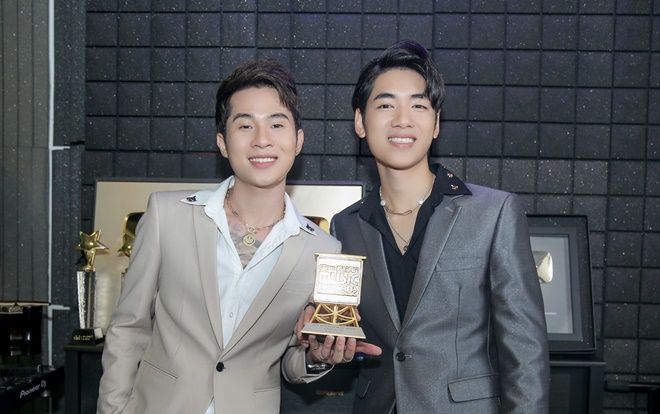 Giống loạt sao Hàn bị xóa profile, Jack chính thức rời khỏi công ty quản lý của K-ICM?