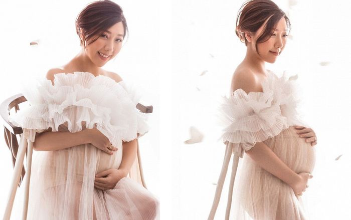 Dù sắp 'lâm bồn', em gái MC Trấn Thành vẫn tự tin diện váy xuyên thấu nhưng nhan sắc mới là điều gây bất ngờ