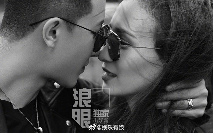 Từ hành động ga lăng đỡ tay trên sân khấu tạo thành mối duyên nên vợ thành chồng của Hàn Canh và Lư Tịnh San