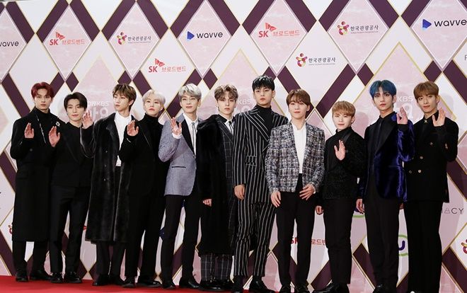 Thảm đỏ 'KBS Gayo Daechukjae 2019': Seventeen, Monsta X