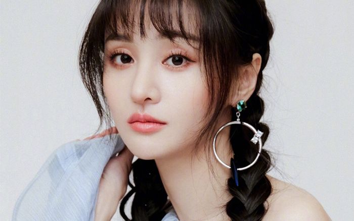 Top 4 minh tinh Hoa Ngữ lên hot-search nhiều nhất 2019: Trịnh Sảng khẳng định danh xưng 'Công chúa nhiệt sưu'