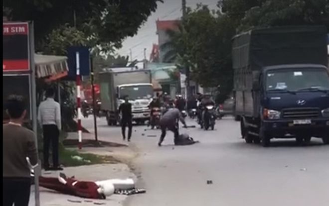 Công an điều tra vụ 2 nhóm công nhân hỗn chiến khiến 1 người bị chém chết