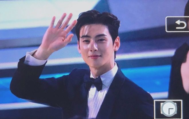 'MBC Drama Awards 2019': Knet sốc nặng khi Cha Eun Woo (ASTRO) thắng giải 'Nam diễn viên xuất sắc'