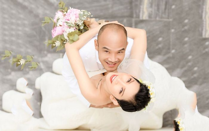 Chân dung ông xã Xuân Lan: Ngoài điềm đạm tài hoa, trong body ấn tượng