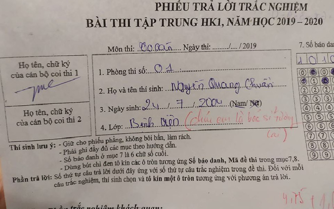 Nam sinh ghi nhầm tên lớp vào bài thi, giáo viên chỉ nhẹ nhàng nhắn nhủ một điều khiến CĐM ‘phục sát đất’