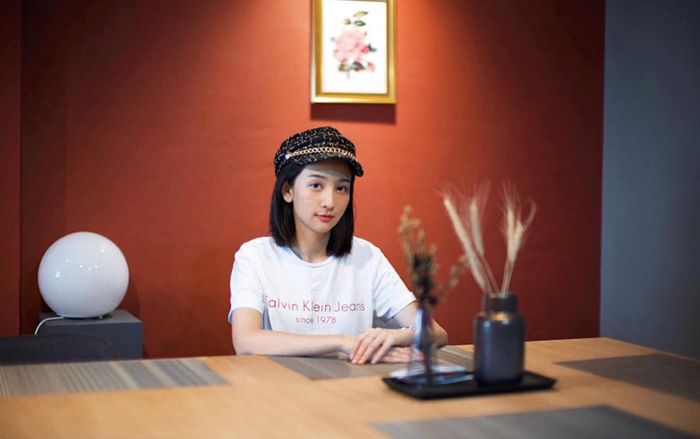 Ngất ngây trước nhan sắc đời thường của nữ quản lý đội U23 Việt Nam