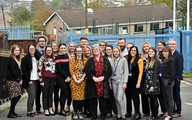 27 cựu học sinh quay trở về trường cấp 3 cũ làm giáo viên và nhân viên