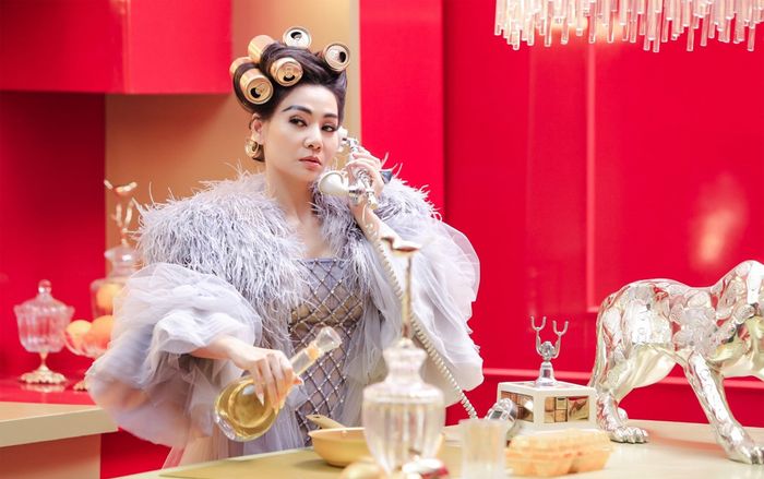 'Đại gia' nào đang chống lưng nhan sắc cho Thu Minh?