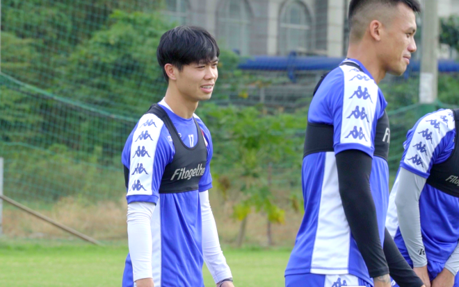 Công Phượng hăng hái tập luyện cùng CLB TPHCM, sẵn sàng khuấy đảo V.League 2020