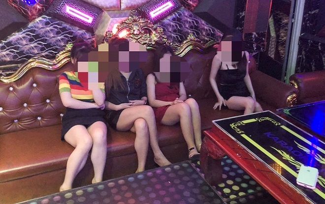 Phát hiện 14 nam nữ thanh niên 'phê' ma túy trong quán karaoke
