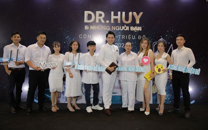 Ngành làm đẹp năm 2019: Sự đột phá trong công nghệ độc quyền tại thương hiệu của Doctor Huy