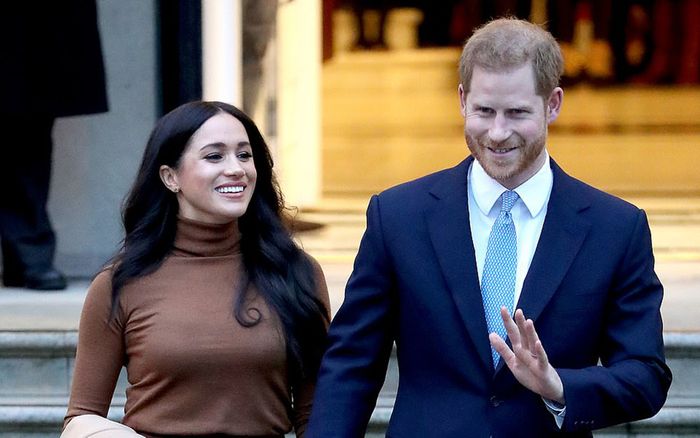 Hoàng gia Anh tổ chức họp khẩn sau tuyên bố gây sốc của Harry và Meghan