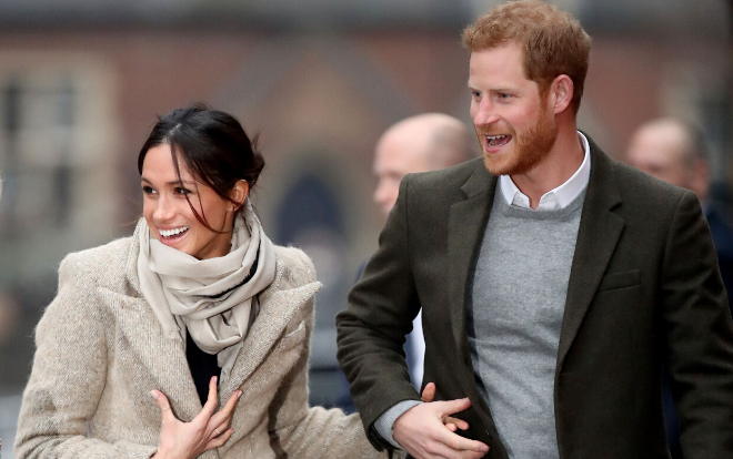 Từ bỏ hoàng gia, Meghan Markle đã có ‘công ăn việc làm’, hoàng tử Harry tạm thời ‘thất nghiệp’
