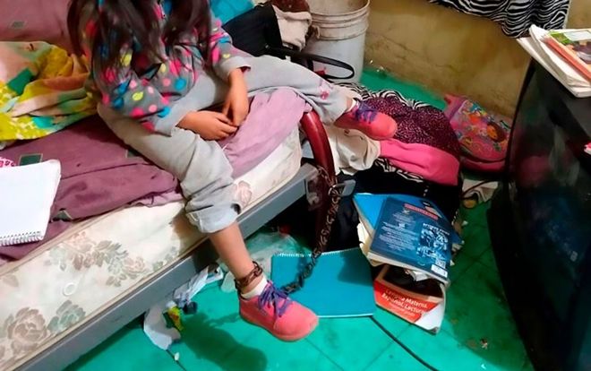 Tiếng la hét của bé gái phát ra từ ngôi nhà hé lộ sự thật kinh hoàng