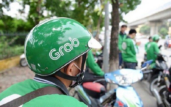 Nhận chuyển phát hơn 23 triệu đồng cho khách, tài xế grabbike 'ôm' tiền rồi bỏ trốn