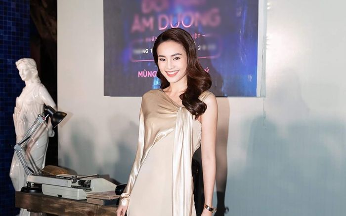 Ninh Dương Lan Ngọc gây bất ngờ với hình ảnh lạ mắt nhưng vẫn đảm bảo 100% độ đẹp