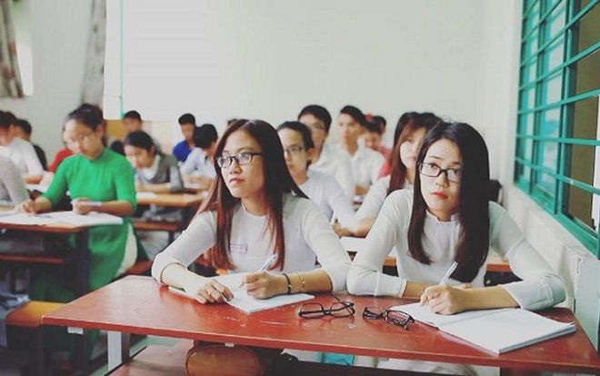 Sinh viên sư phạm có thể phải bồi hoàn 3,6 triệu/tháng nếu làm trái ngành