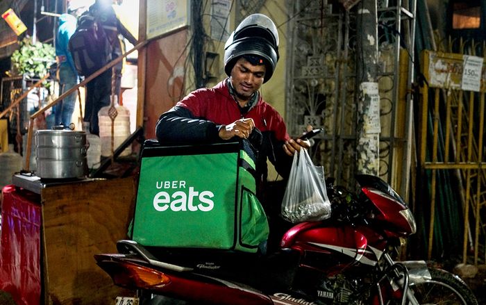 Sau tất cả Uber đã quyết định bán mảng giao đồ ăn ở Ấn Độ cho đối thủ