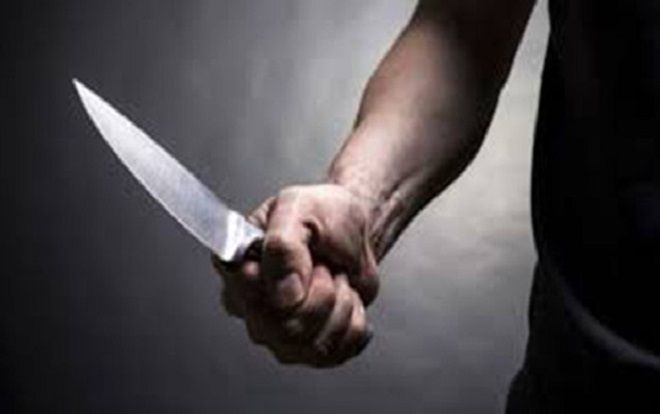 Vợ chết trong phòng ngủ, chồng treo cổ ở ngoài vườn đúng 27 Tết