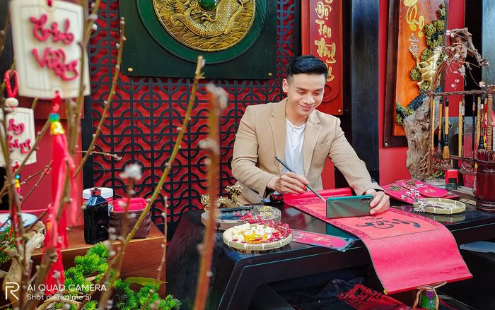 Nam vương Cao Xuân Tài gợi ý phong cách lịch lãm đón Tết