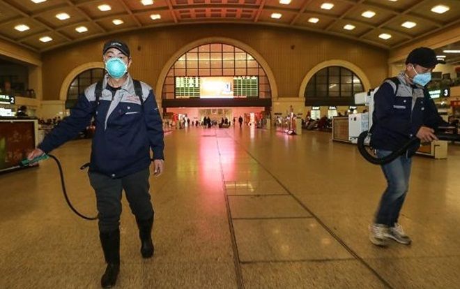 Không khí tiêu điều ở Vũ Hán giữa 'tâm bão' viêm phổi do virus corona khi giao thừa đang đến gần