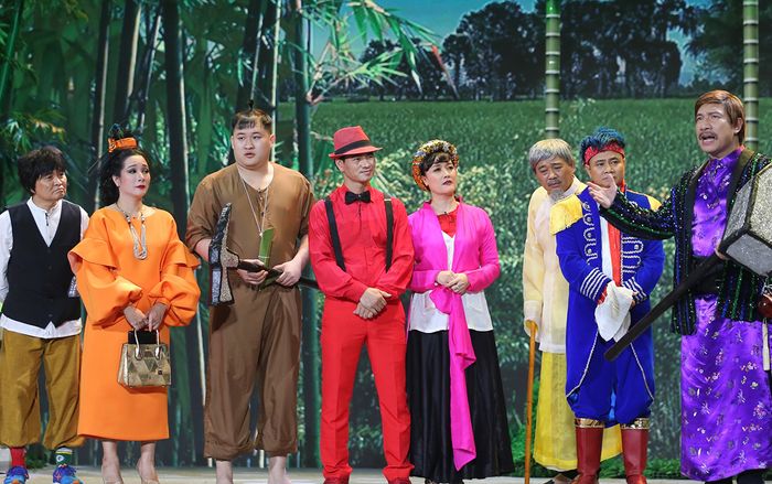 'Gặp nhau cuối năm 2020' lấy cảm hứng văn học: Chí Phèo - Số đỏ - Lão Hạc - Thị Mầu có mặt đầy đủ