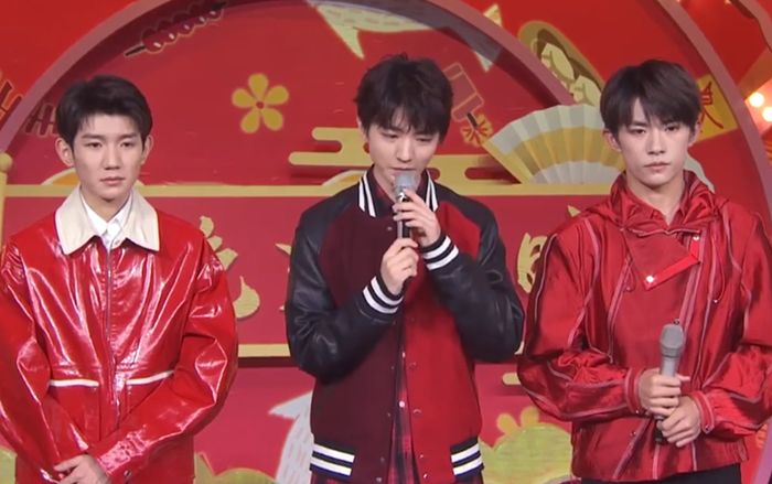 Ba thành viên TFBOYS cùng nhau tiếp nhận phỏng vấn trước ngày tiến hành Xuân Vãn 2020