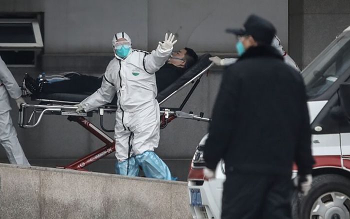 Bác sĩ đầu tiên qua đời vì virus corona