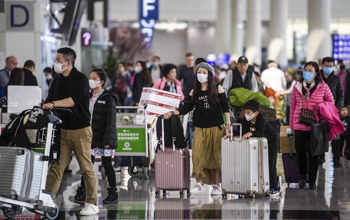 Những lưu ý của các hãng hàng không trên thế giới về virus corona mà người đi máy bay cần nắm rõ