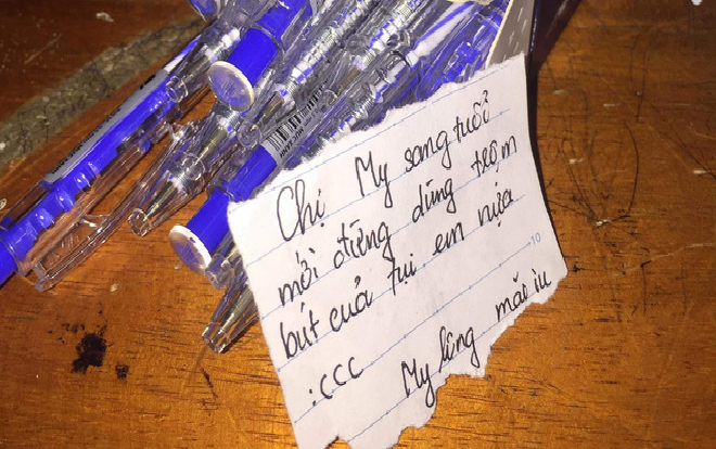 Cách mừng tuổi kèm theo lời nhắn gửi ‘bá đạo’ của cô em gái khiến CĐM 'cười ra nước mắt'