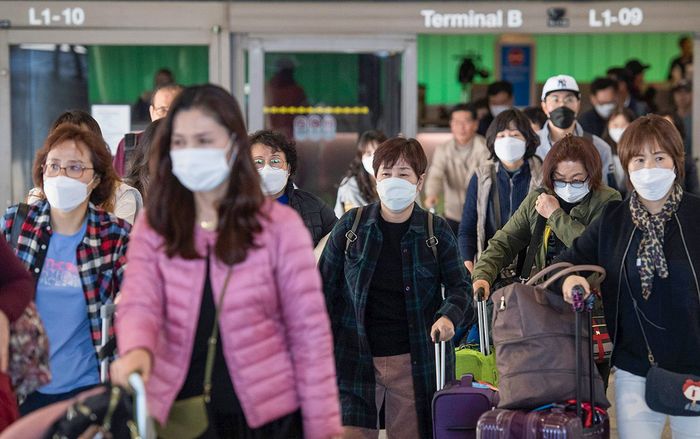 Khẩu trang N95, khẩu trang y tế trở thành mặt hàng được tìm kiếm nhiều nhất Việt Nam do virus corona