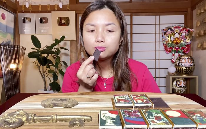 Dân mạng lo Quỳnh Trần JP sẽ ngưng làm YouTube vì dòng chia sẻ lạ: 'Xin chào bạn nhé, YouTube ơi'