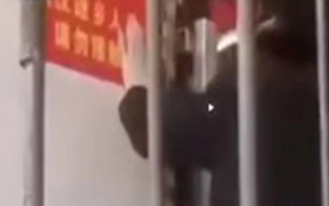 Những người trở về từ Vũ Hán bị xa lánh, cô lập như một giống loài khác tại Giang Tô