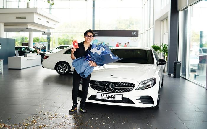 K-ICM tậu xế sang sau tiết lộ sẽ đi du học vào tháng 2