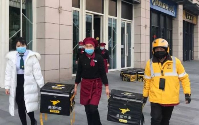 Sống trong ổ dịch virus corona, người dân Vũ Hán tìm đâu nguồn cung thực phẩm?