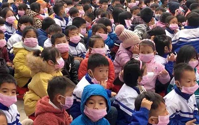 34 trẻ nhỏ ở Điện Biên có biểu hiện ho, sốt sau khi tiếp xúc với bố mẹ trở về từ Trung Quốc